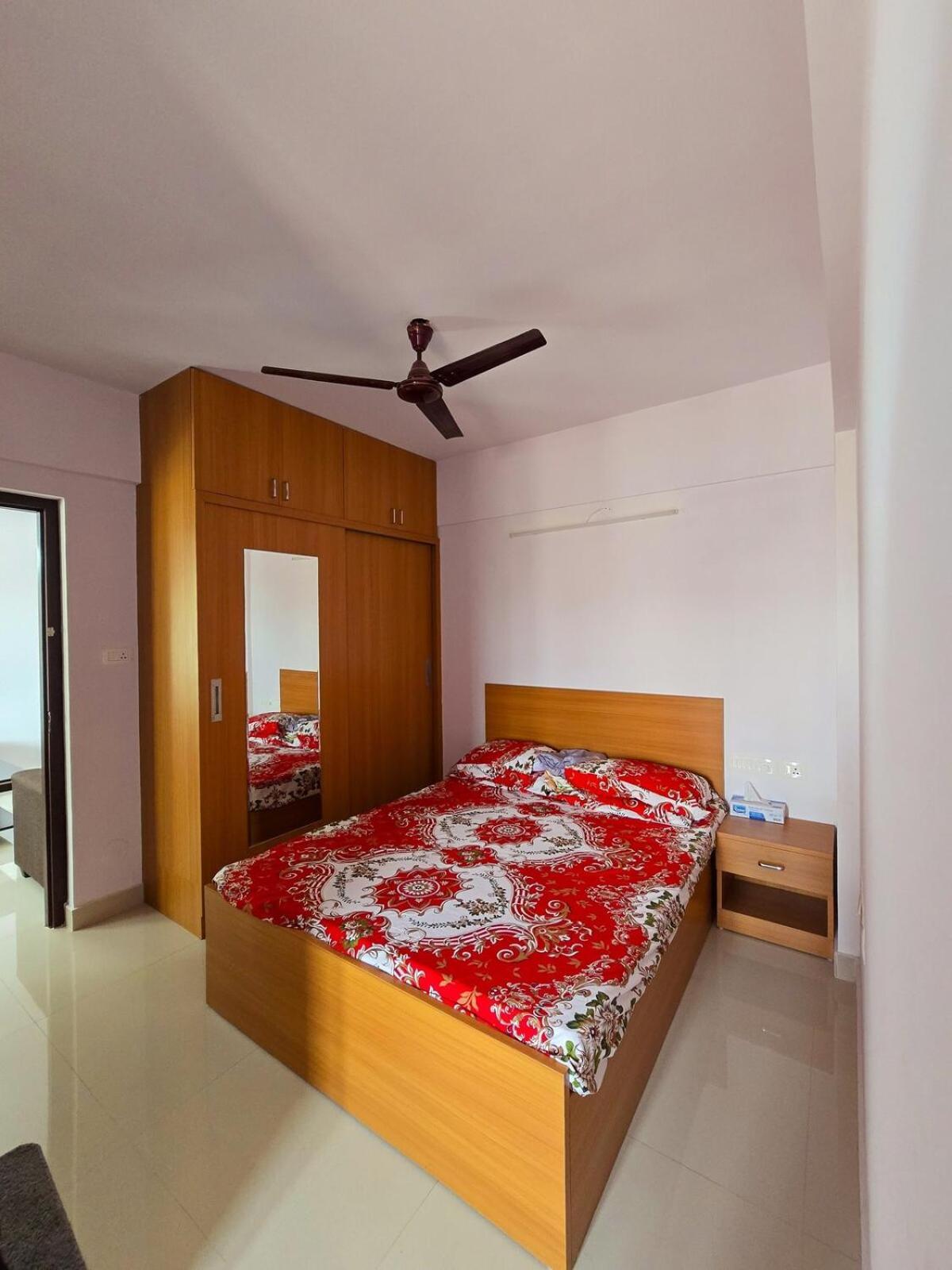 Appartamento Cozy Apt Easy Access - Groceries & Transport Mangalore Esterno foto